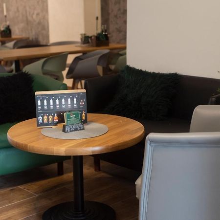 Rezidence Cerny Medved Hotel ซนอยโม ภายนอก รูปภาพ