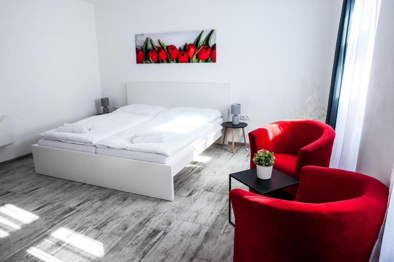 Rezidence Cerny Medved Hotel ซนอยโม ภายนอก รูปภาพ