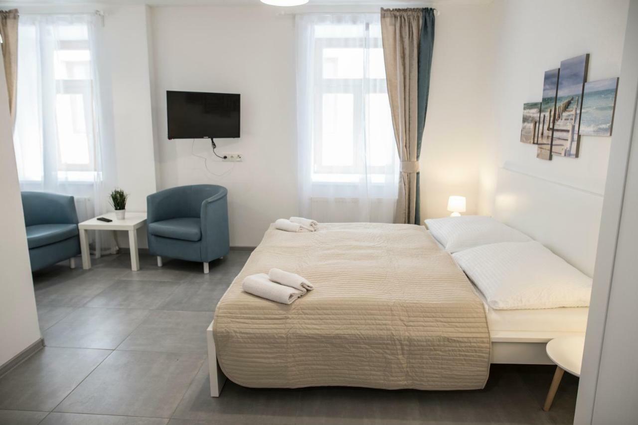 Rezidence Cerny Medved Hotel ซนอยโม ภายนอก รูปภาพ